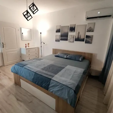 Stan Na Dan Centar Grada * Brčko