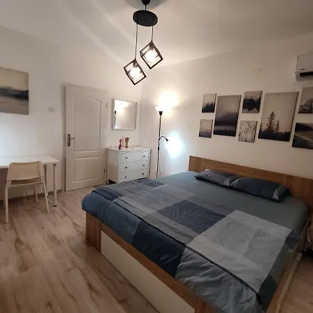 Stan Na Dan Centar Grada * Brčko